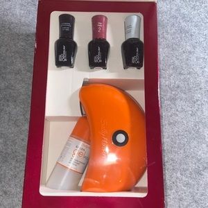 Sally Hanson Gel nail kit